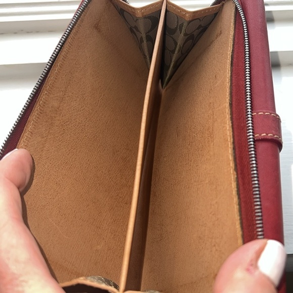 Coach Long Red Leather Trifold Clutch Wallet - Picture 8 of 12